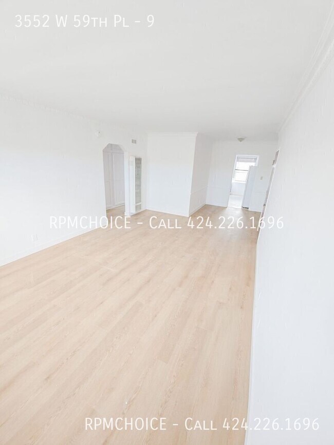 Building Photo - 3552 W 59th Pl
