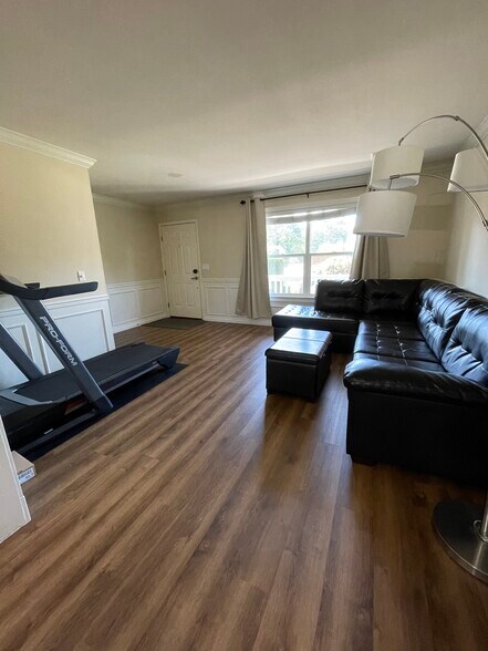 Family Room 1 - 22800 127th Ave SE