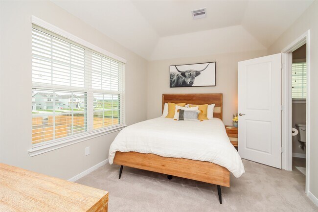 Building Photo - 811 Coral Bean Trl