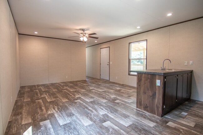 Building Photo - 10002 Sweetgum Ln