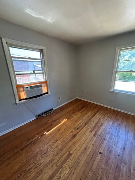Building Photo - 6998 Edison Ave