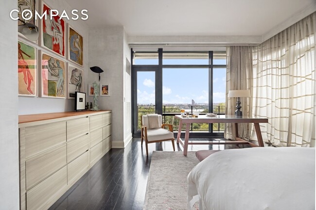 Building Photo - 170 East End Ave