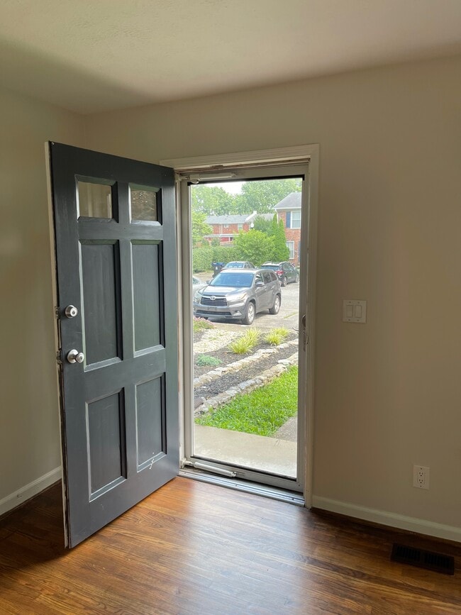 Building Photo - 2831 Bexley Ct