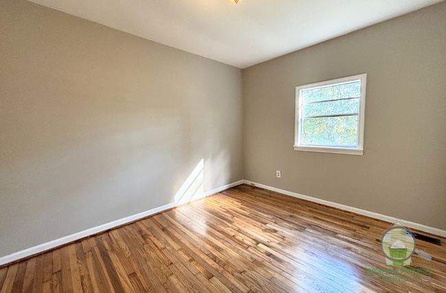 Building Photo - 106 Hammond Ave