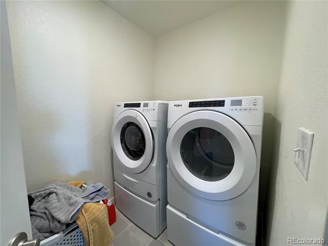 Building Photo - 2224 Rosette Ln