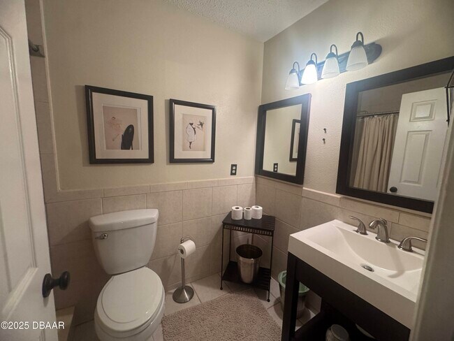 Building Photo - 155 White Fawn Dr