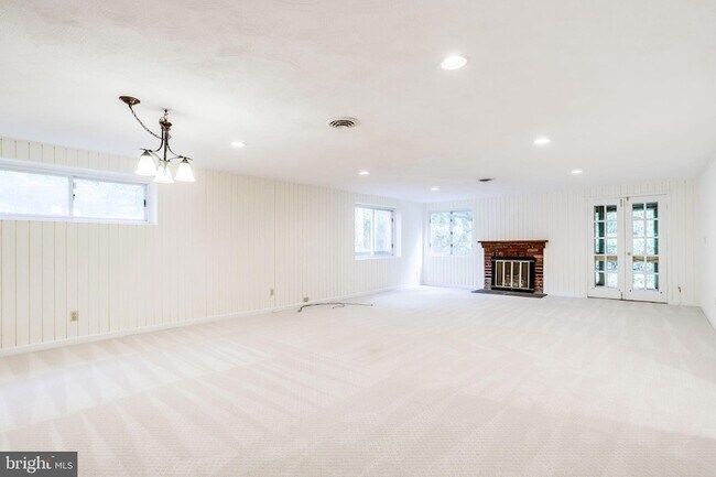 Building Photo - 5225 Old Dominion Dr