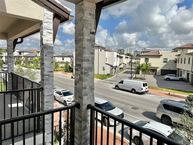 Building Photo - 8348 NW 43rd St