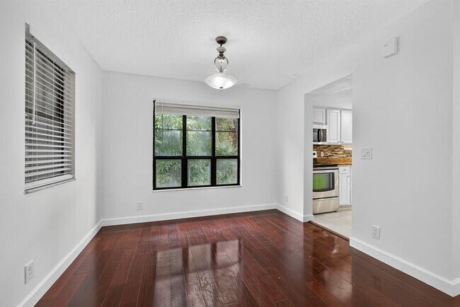 Building Photo - 15578 87th St N