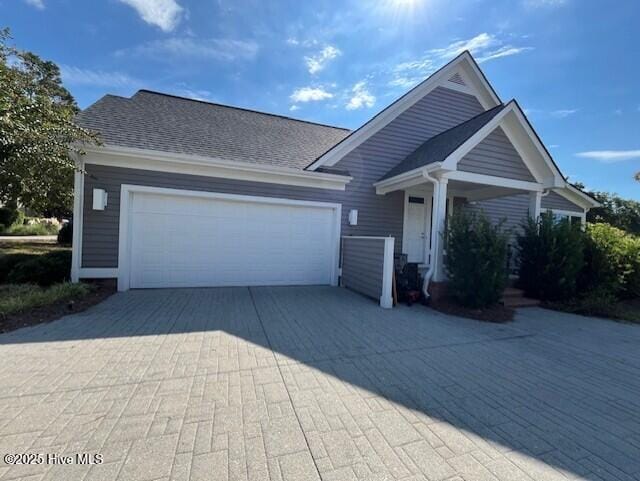 Building Photo - 8917 Champion Hills Dr