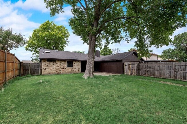 Building Photo - 3702 Lofland Ln