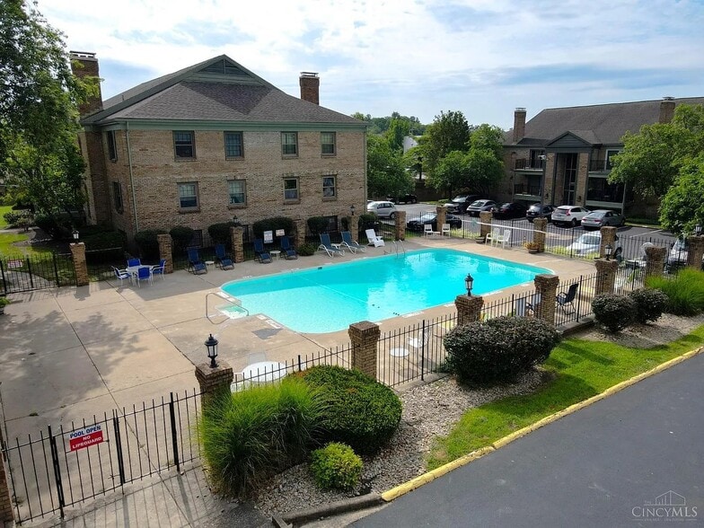 Building Photo - 9767 Bunker Hill Ln