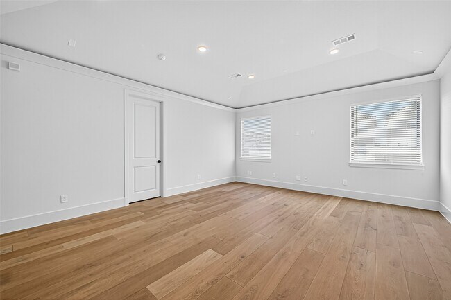 Building Photo - 2427 Camden Creek Ln