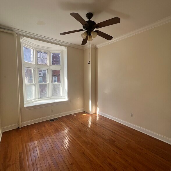 Building Photo - 238 S 44th St