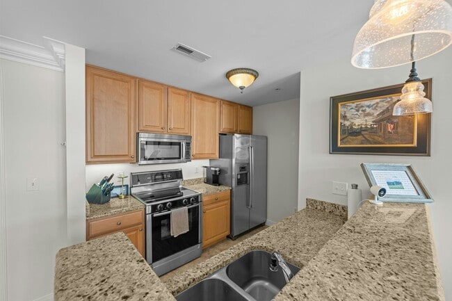 Building Photo - 419 Sky Sail Blvd