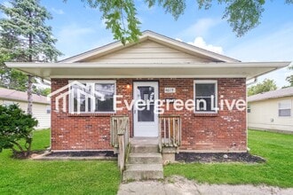 Building Photo - 4619 N Richardt Ave