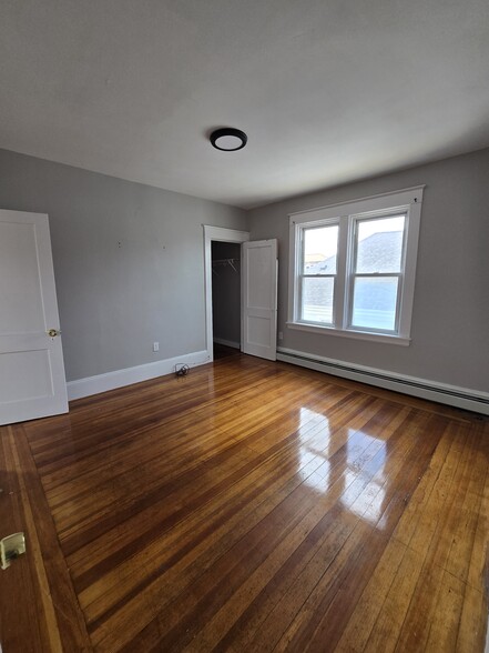 Building Photo - 360 Academy Ave