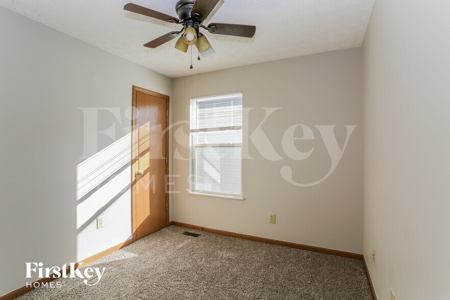 Building Photo - 1992 Dry Wash Rd