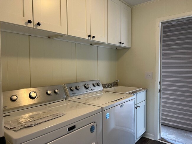 Building Photo - Gorgeous 2 bedroom 2 bath in Enterprise, AL