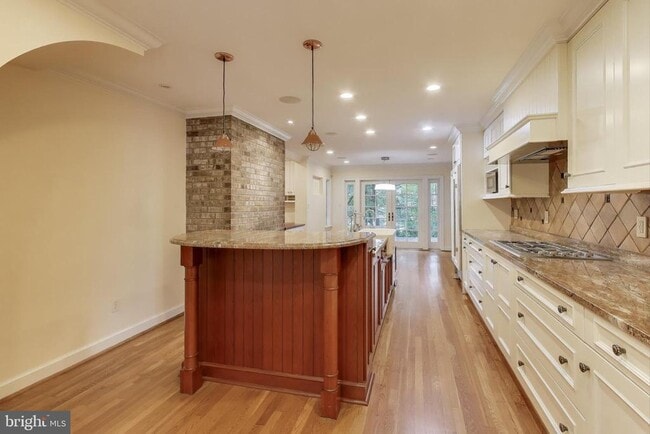 Building Photo - 7308 Burdette Ct