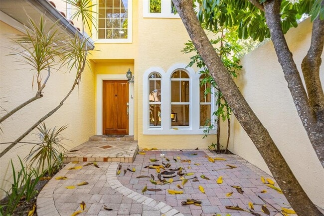 Building Photo - 3204 W Empedrado St