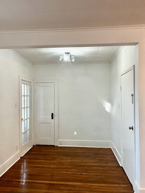 Building Photo - 83 Arnold Ave