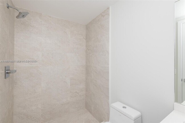 Building Photo - 488 NE 18th St