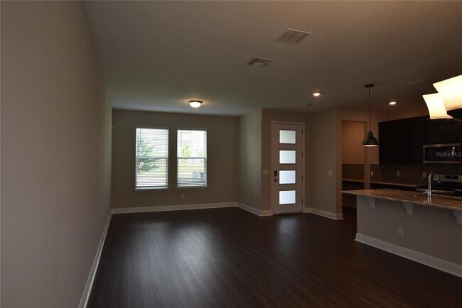 Building Photo - 7067 Carrickbend Ln