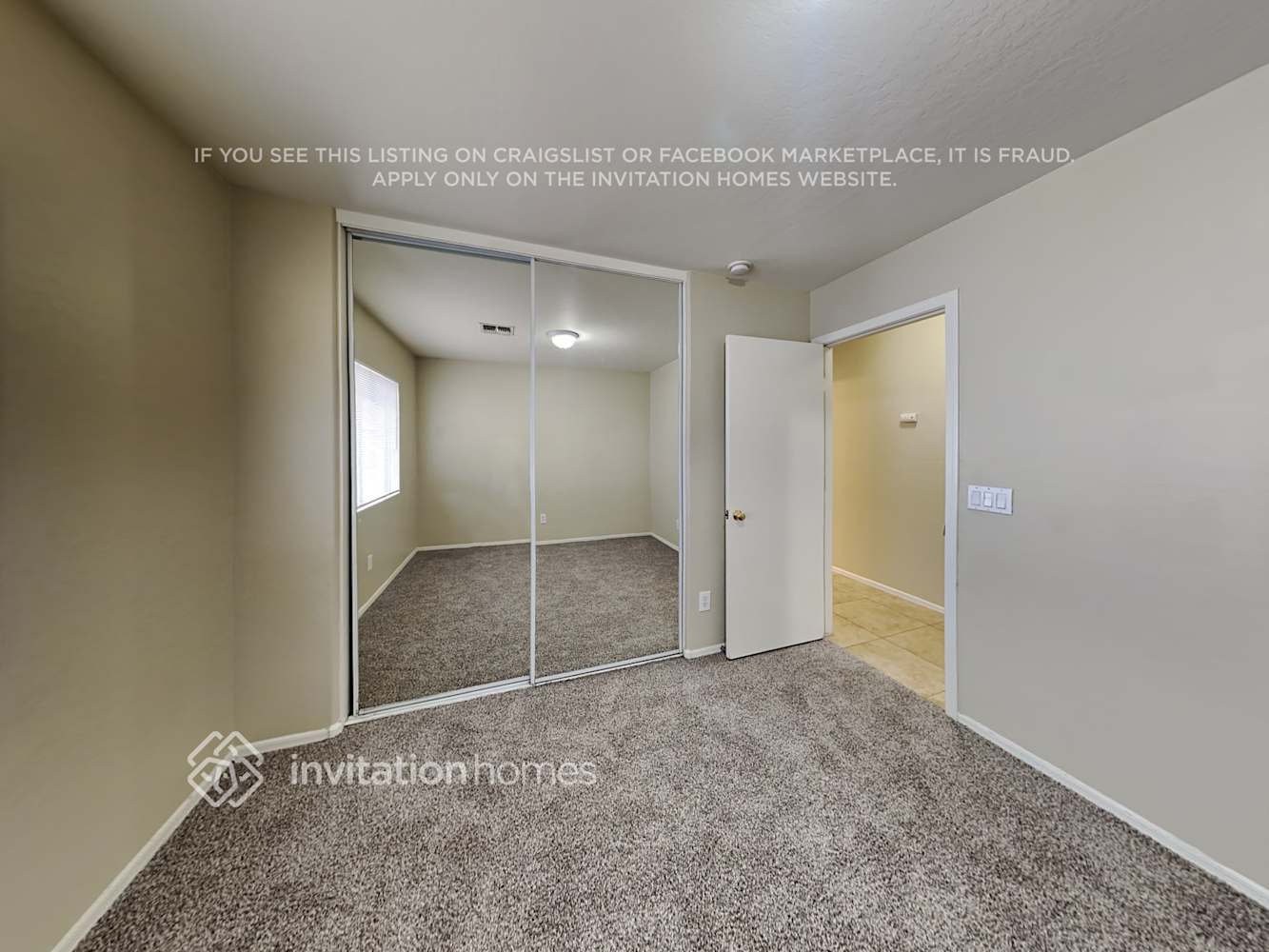 Building Photo - 6045 W Southgate Ave