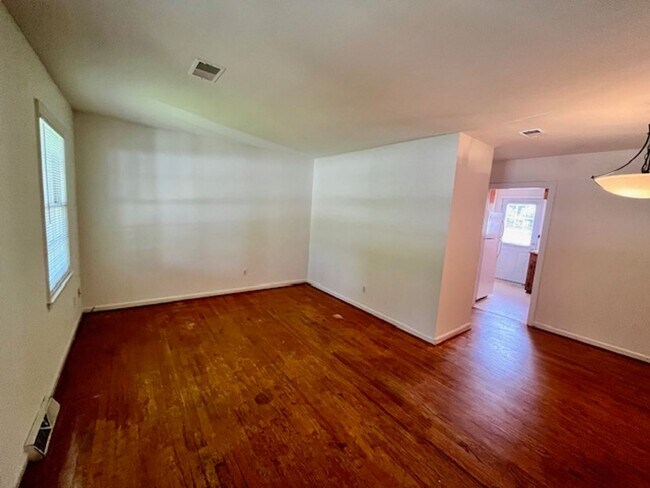 Building Photo - 1519 Harbor View Rd