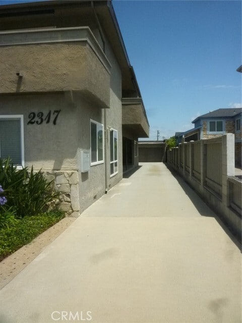 Building Photo - 2317 Marshallfield Ln