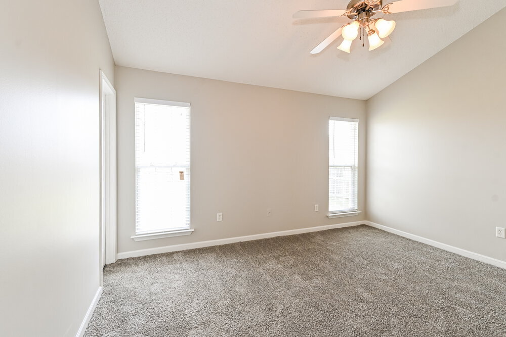 Building Photo - 1812 Cherry Creek Dr