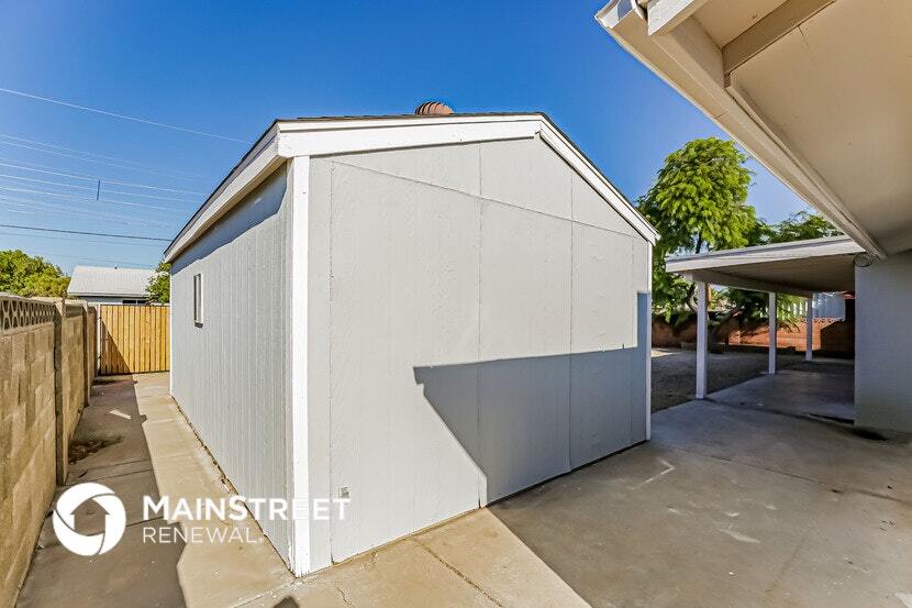 Building Photo - 8420 N 38th Dr