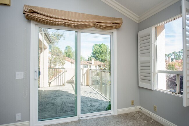 Building Photo - Beautiful Newport Beach Condo