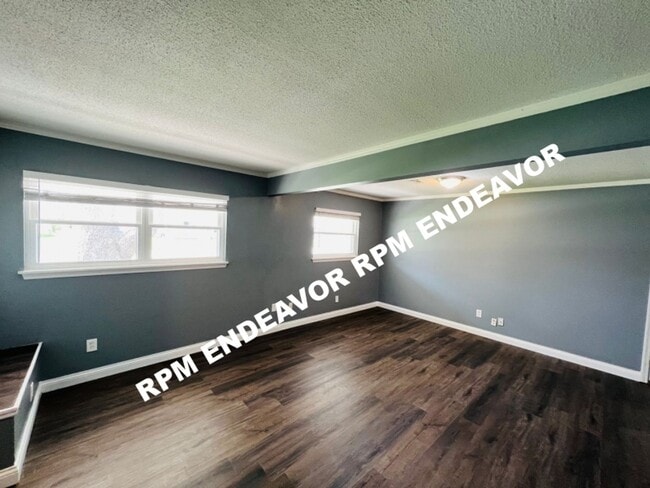 Building Photo - 3-Bedroom Home in Fort Zumwalt School Dist...