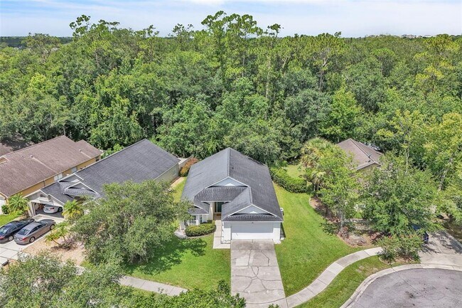 Building Photo - 4454 King Edward Dr