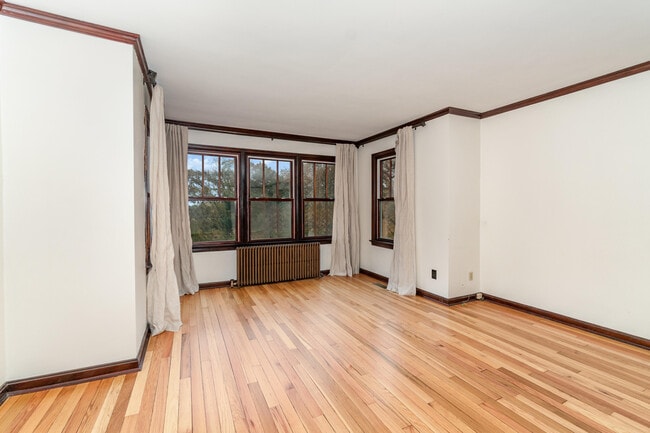 Building Photo - 508 Farrell Dr