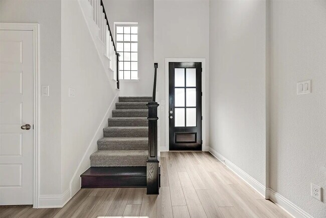 Building Photo - 3113 Buckeye St