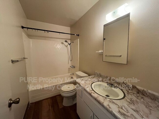 Building Photo - 308 Cooper Ln