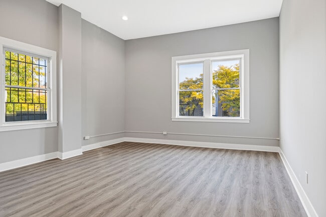 Building Photo - 47 Beekman Ave