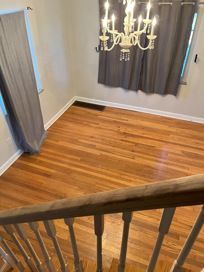 Building Photo - 1738 E Broad St