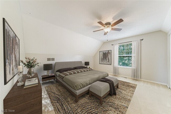 Building Photo - 751 Heath Ln