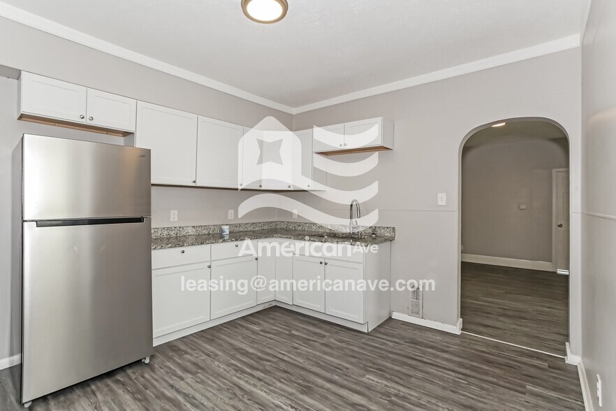 Building Photo - 4503 Decoursey Ave