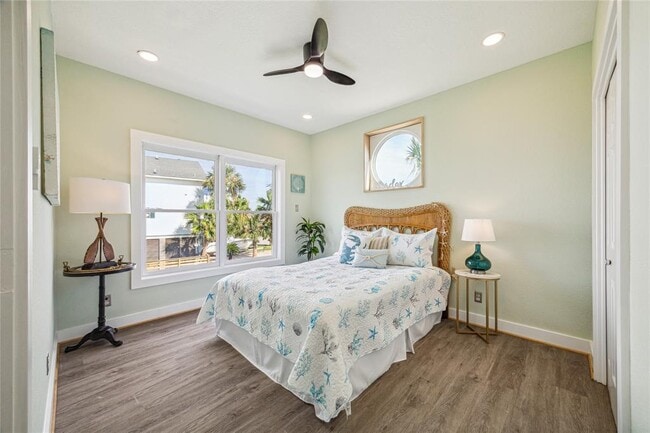 Building Photo - 1322 Outrigger St