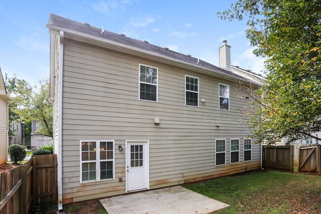 Building Photo - 5941 Apple Grove Rd NE