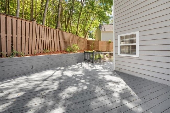 Building Photo - 4220 Hunters Green Way NE