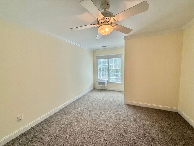 Building Photo - 3021 Hickory Tree Pl