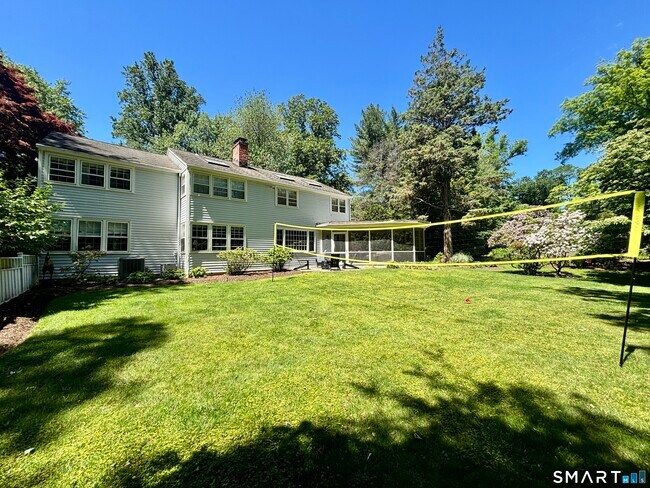 Building Photo - 15 Timber Ln