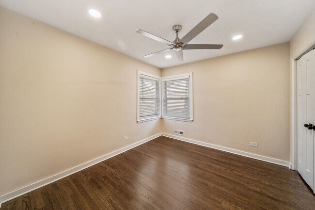 Building Photo - 22W144 Marston Ave