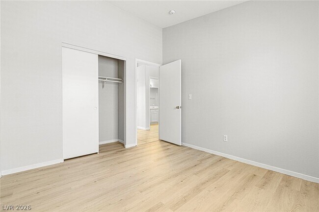 Building Photo - 3731 Shadow Tree St